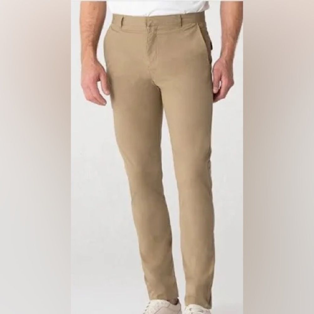 NEW Swet Tailor Mens Khaki Pants
Bundle them with the grey New Swet Tailor